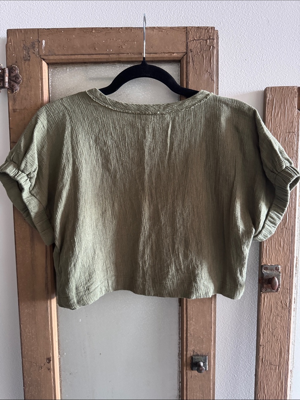 Love Riche Olive Washed Cropped Tee - Picture 4 of 6